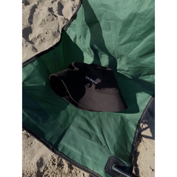 HAT Los Angeles bucket hat — In Black - Picture 4 of 9